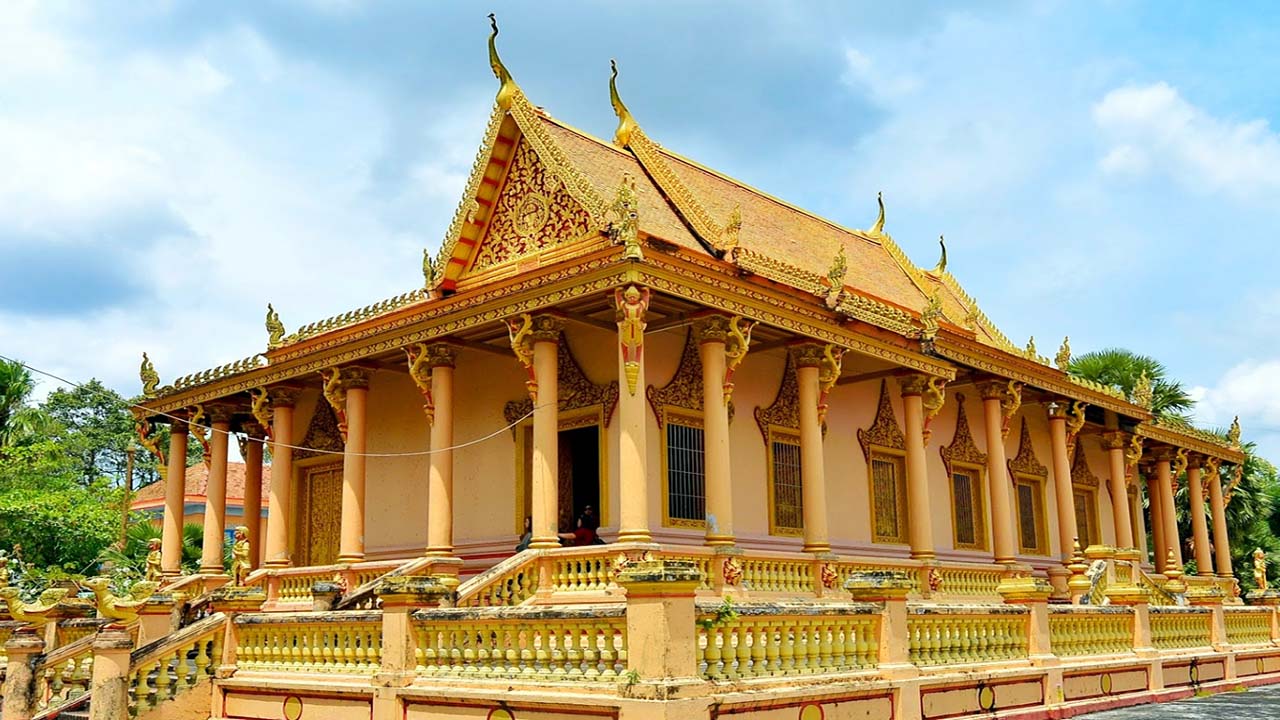 Chùa Đất Sét - Check-in chùa nhiều "kỷ lục" ở Sóc Trăng (2025) 35 Chùa Khleng Sóc Trăng