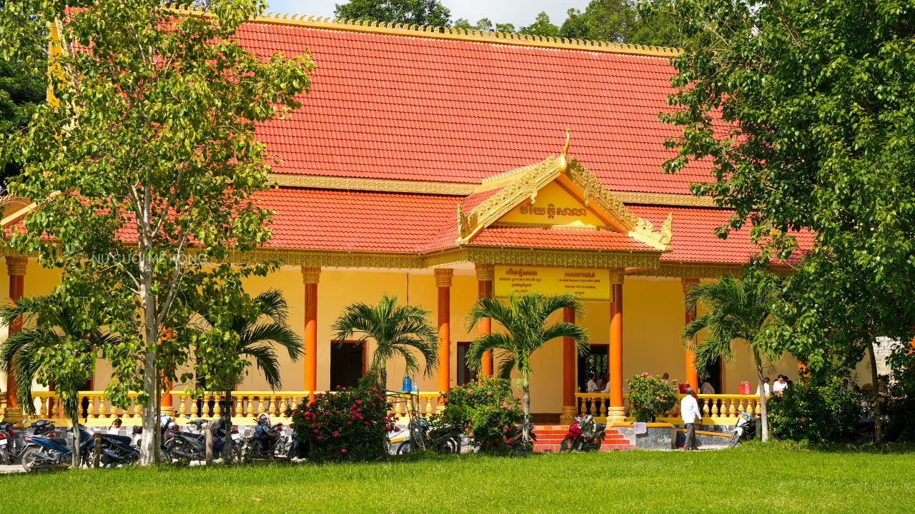 Chùa Tuk Phos - Vẻ đẹp độc đáo ở Tri Tôn An Giang 10 kiến trúc chua tuk phos