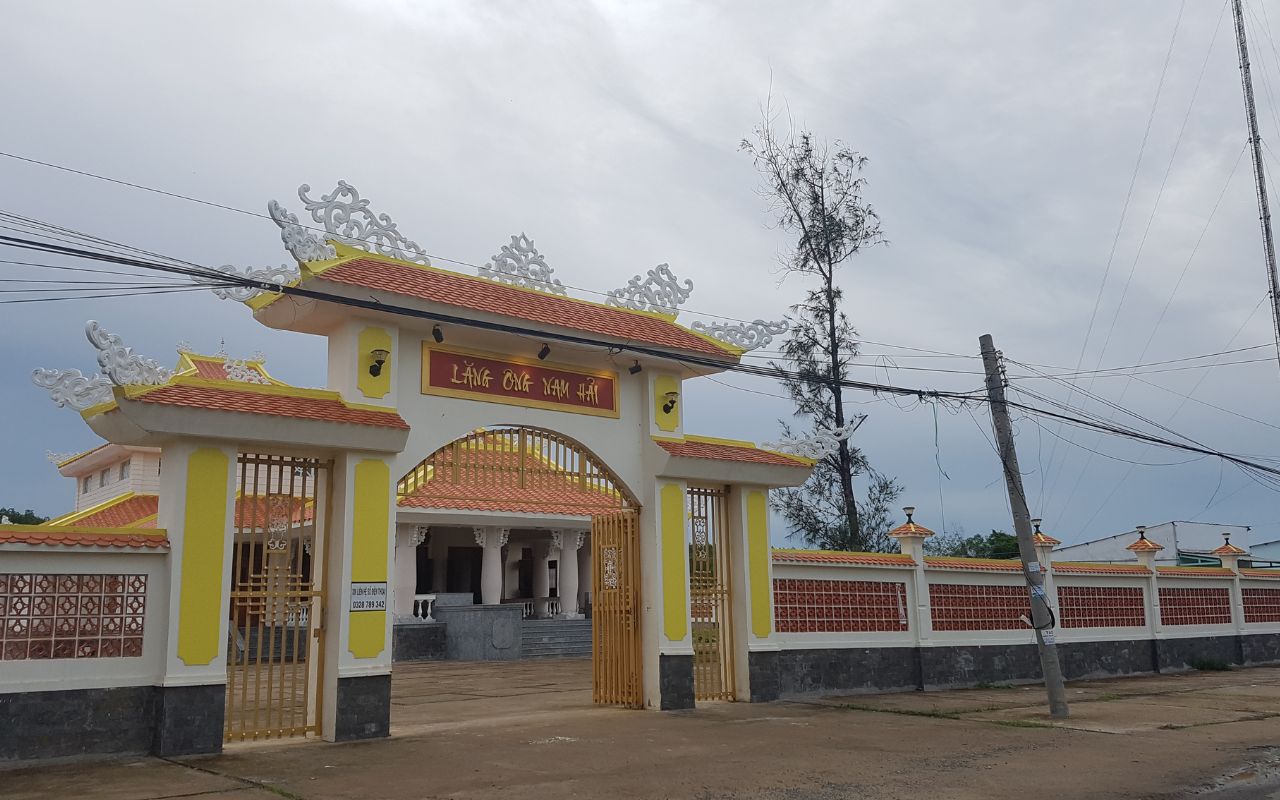 Biển Thạnh Phú - Trải nghiệm du lịch Cồn Bửng Bến Tre (2025) 19 Lăng Ông