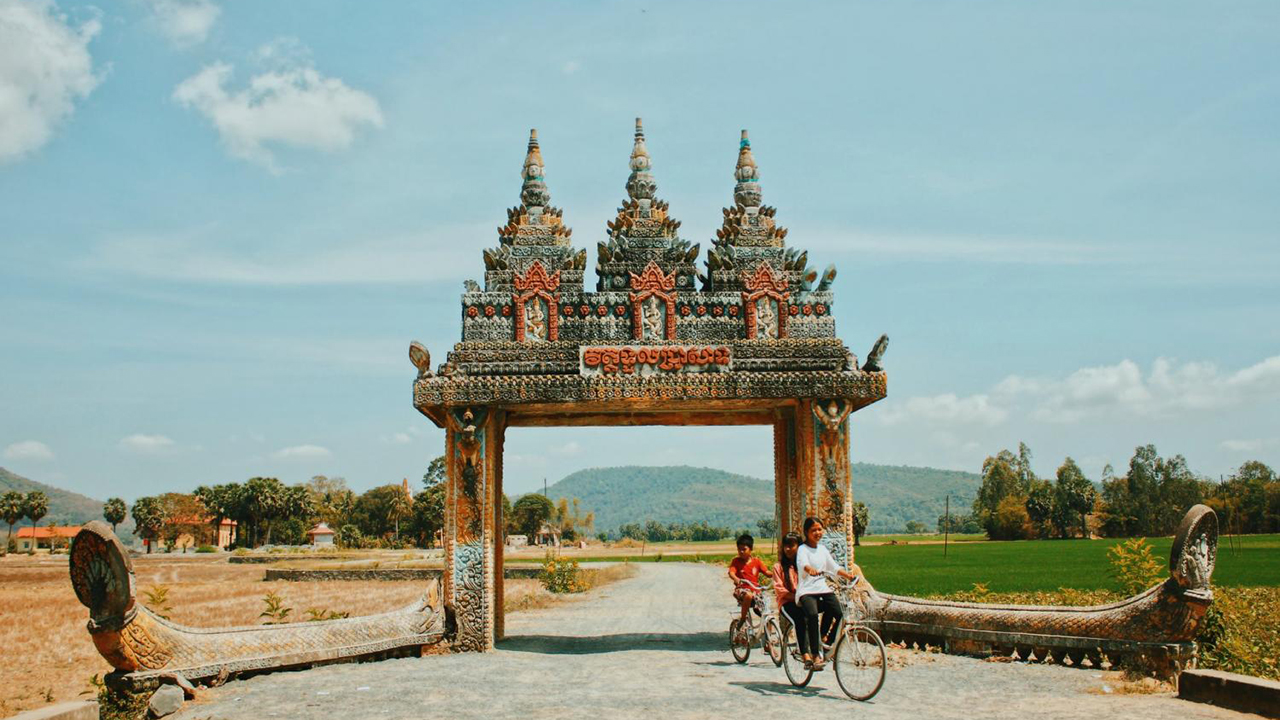 Chùa An Giang - TOP 12 ngôi chùa đẹp và linh thiêng nhất! 22 Chùa An Giang - Chùa Koh Kas