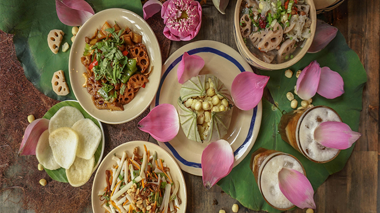 Chùa Huỳnh Đạo Châu Đốc - Khám phá ngôi chùa tuyệt đẹp 23 Nhiều quán ăn chay gon gần chùa Huỳnh Đạo