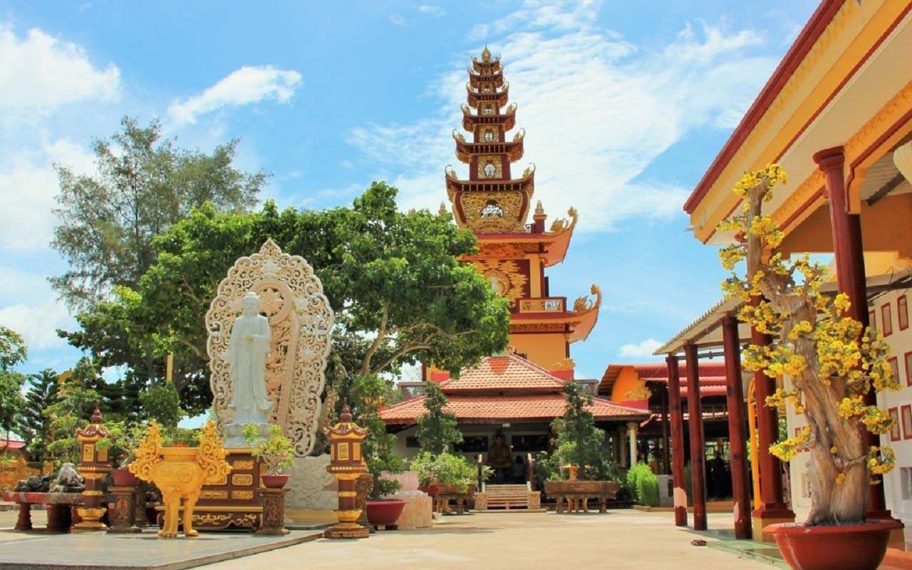 Chùa Vạn Phước Bến Tre - Ngôi chùa đẹp tựa tiên cảnh (2025) 18 chùa vạn phước bình đại bến tre