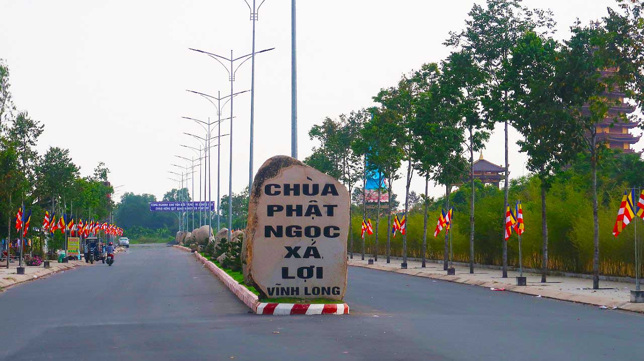 Chùa Phật Ngọc Xá Lợi - Ngôi chùa "hot" nhất Vĩnh Long (2025) 27 Chùa Xá Lợi ở Vĩnh Long
