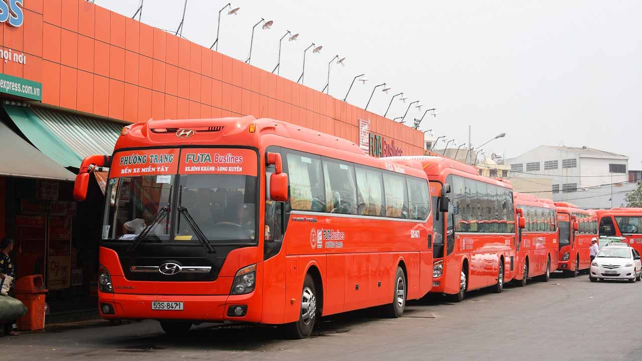 Nhà cổ Huỳnh Thủy Lê – Lưu giữ kỷ niệm mối tình vượt biên giới 17 di chuyển bằng xe khách