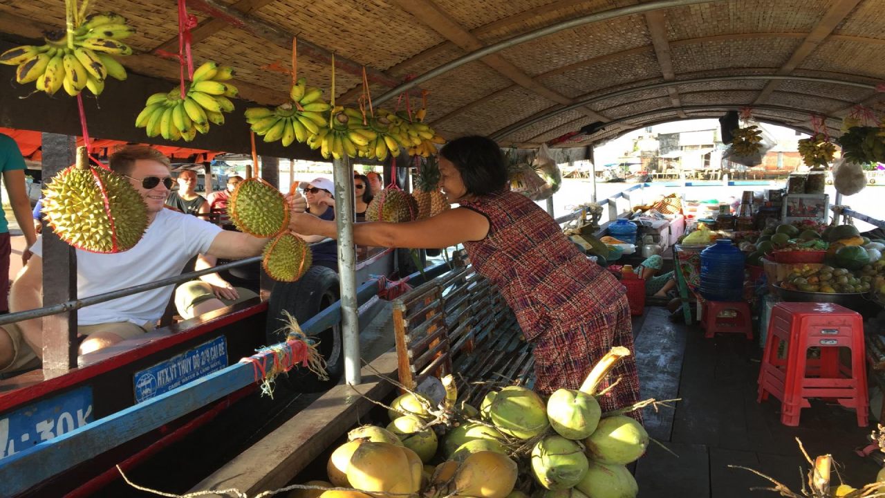 Chợ nổi Cái Bè Tiền Giang - Kinh nghiệm du lịch từ A đến Z (2025) 22 Kinh nghiệm đi chợ nổi