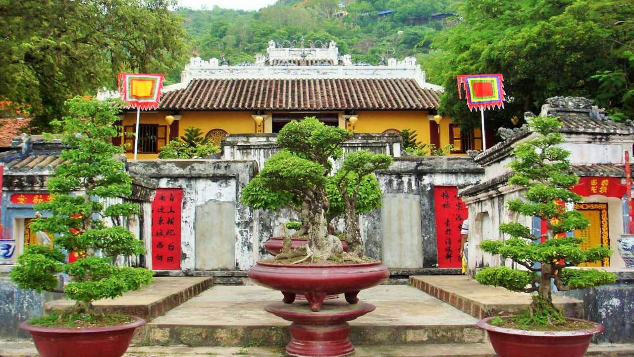 Chùa Bánh Xèo An Giang - Viếng Thiền viện Đông Lai (2025) 39 Lăng Thoại Ngọc Hầu