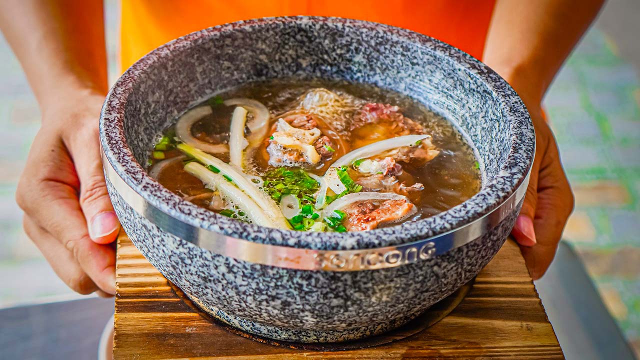 Top 15 quán phở bò ngon ở Cần Thơ - Đậm đà hương vị miền Tây 18 Phở ngon Cần Thơ