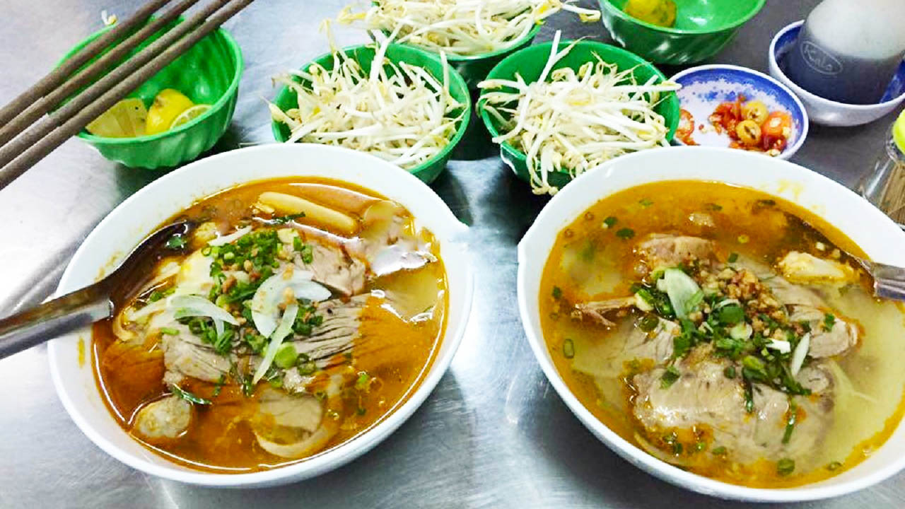 Top 15 quán phở bò ngon ở Cần Thơ - Đậm đà hương vị miền Tây 25 Phở ngon ở Cần Thơ