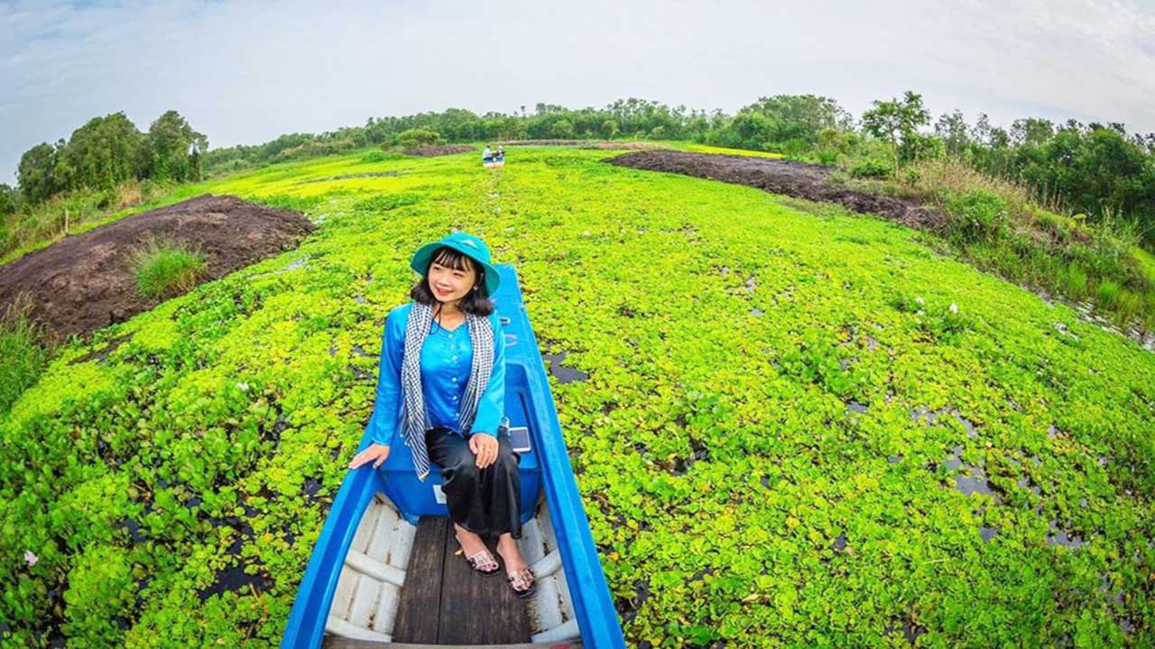 Lung Ngọc Hoàng - Khám phá "lá phổi xanh" của miền Tây (2025) 24 Thuyền đi tham quan Lung Ngọc Hoàng
